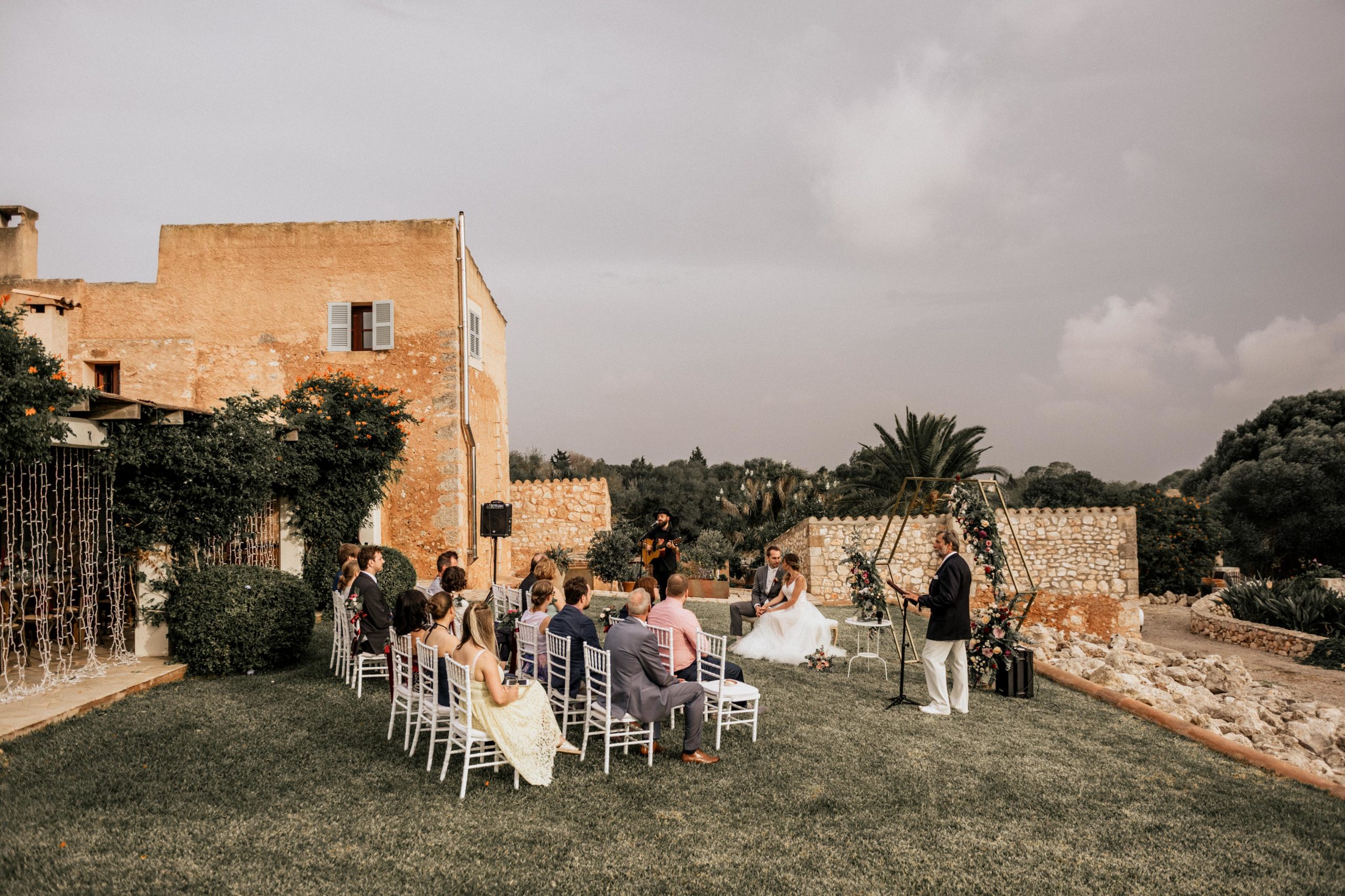 Intimate finca wedding Mallorca