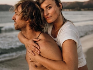 https://www.ilona-antina.com/mallorca-sunset-couple-shoot/