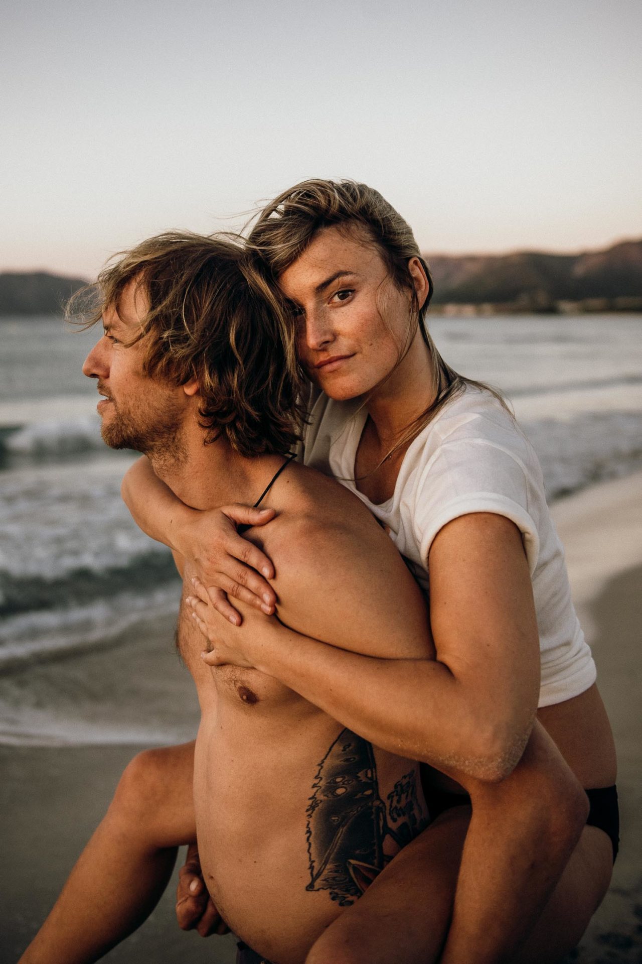  https://www.ilona-antina.com/mallorca-sunset-couple-shoot/